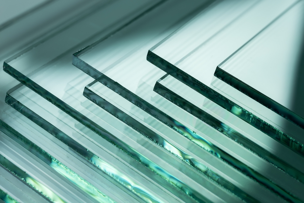 Glass,Factories,Produce,Glass,Used,In,Buildings,And,Homes.,There